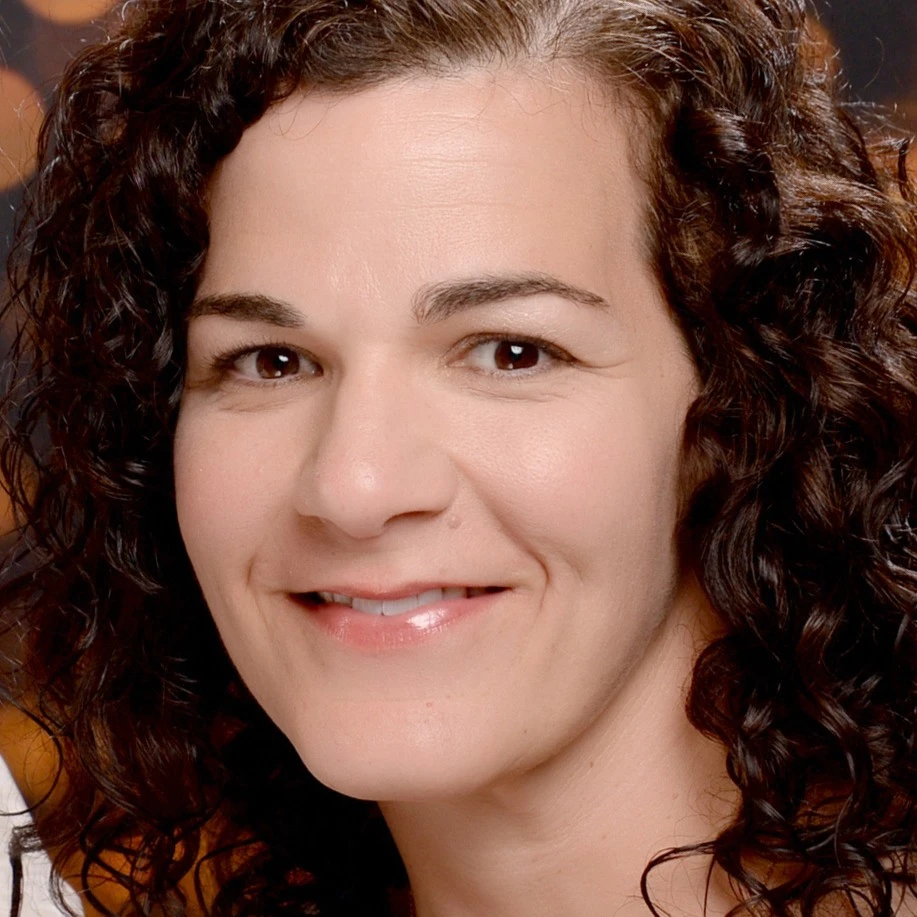 Katie Hoffman Headshot